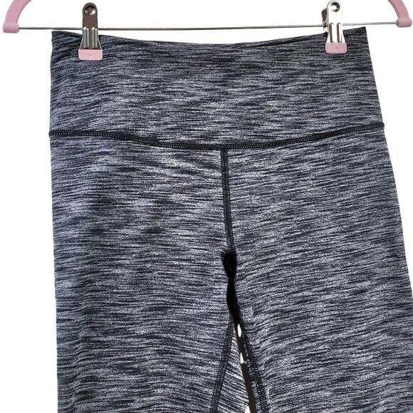 Victoria Sport 'Knockout' tight in heather grey with black stitching / Women's S - Picture 2 of 6